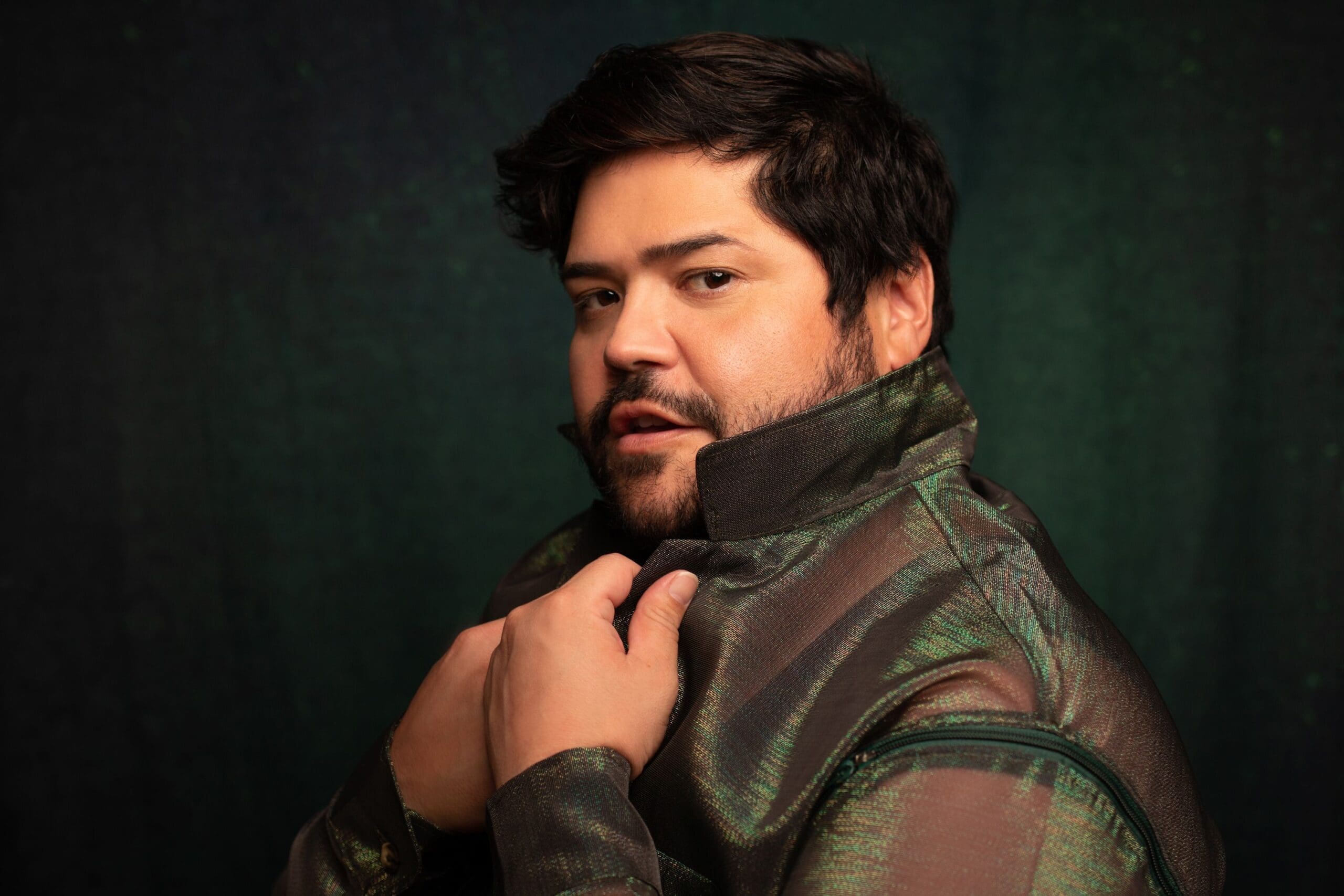 Harvey Guillen Featured