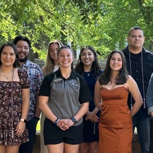 Faculty and students group photo
