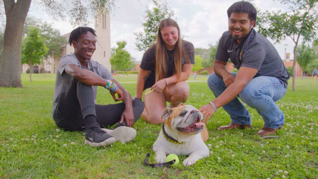 TLU students with Bulldog mascot tallulah